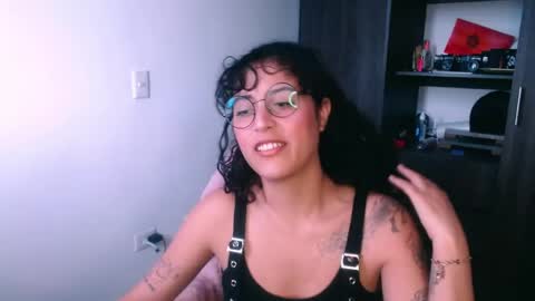Snapshot of giny_bean chatting on May 11, 2026, 9:45 pm giny_bean online show from May 11, 2026, 9:45 pm