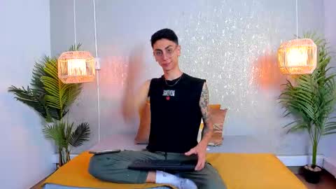 Gio Carangi online show from February 4, 2026, 3:01 am