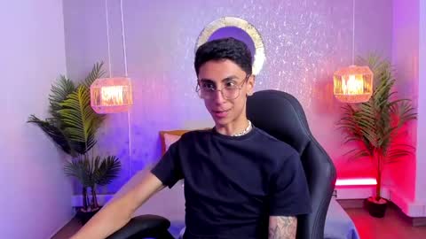 Gio Carangi online show from April 18, 2026, 4:05 am