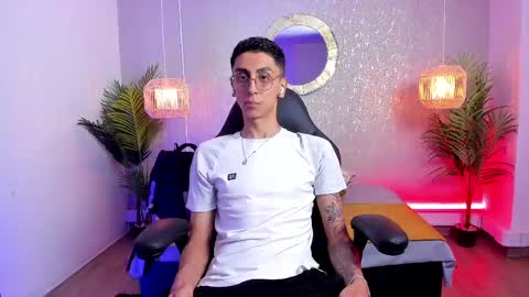Snapshot of gio_carangi chatting on April 28, 2026, 3:22 am Gio Carangi online show from April 28, 2026, 3:22 am