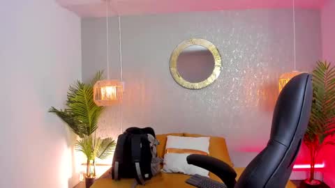 Snapshot of gio_carangi chatting on May 5, 2026, 2:52 am Gio Carangi online show from May 5, 2026, 2:52 am