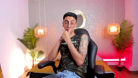 Snapshot of gio_carangi chatting on May 15, 2026, 2:29 am Gio Carangi online show from May 15, 2026, 2:29 am