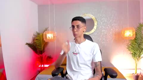 Snapshot of gio_carangi chatting on May 24, 2026, 2:49 am Gio Carangi online show from May 24, 2026, 2:49 am