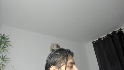 GioRusso online show from January 5, 2025, 7:49 pm