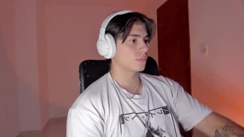 GioRusso online show from October 31, 2025, 6:25 am