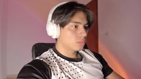 GioRusso online show from March 8, 2026, 2:04 am