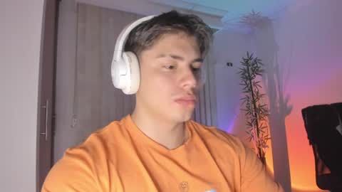 GioRusso online show from July 18, 2026, 2:27 am