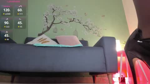 Georgina Martinez online show from December 14, 2025, 1:49 pm