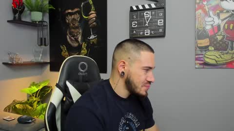 Giorgio leone online show from December 11, 2024, 1:05 am