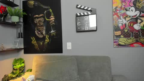 Giorgio leone online show from February 5, 2025, 8:04 pm