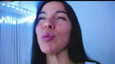 GIO RIVERA online show from March 11, 2025, 6:32 am