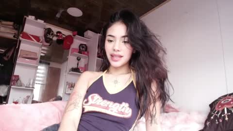 giovanna_oliveria online show from March 25, 2026, 9:54 pm