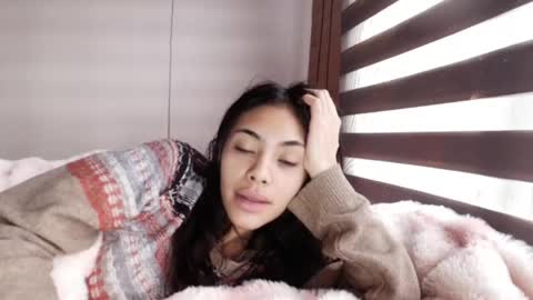 giovanna_oliveria online show from April 21, 2026, 10:01 pm