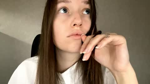 Snapshot of giovannatimm chatting on April 24, 2026, 1:19 am Melisa online show from April 24, 2026, 1:19 am
