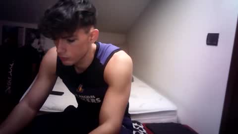 giovyyx online show from February 15, 2025, 2:44 pm