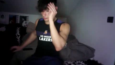 giovyyx online show from February 18, 2025, 1:21 am