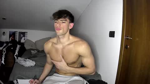 giovyyx online show from March 2, 2025, 11:20 pm