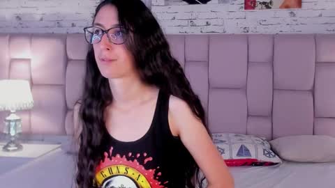 GirafMusic online show from November 20, 2025, 1:11 pm