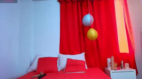 Girl Amada online show from March 7, 2026, 7:33 pm