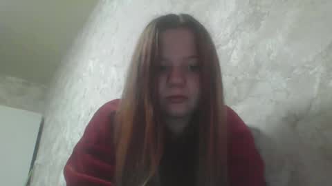 girl_cute07 online show from January 12, 2026, 9:31 pm