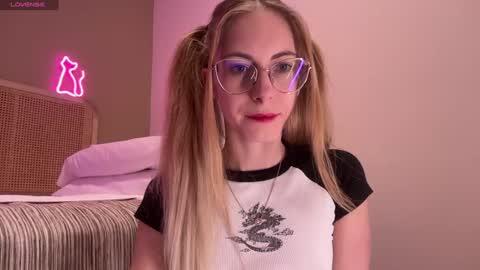 Nikki online show from January 7, 2025, 4:48 pm