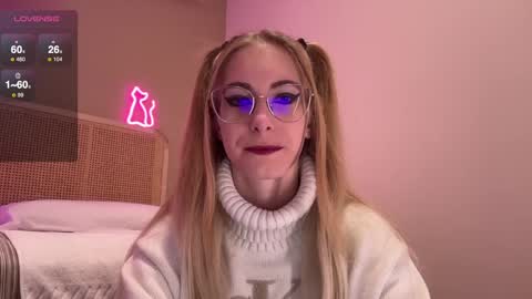 Nikki online show from January 16, 2025, 3:46 pm