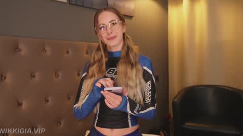 Nikki online show from October 12, 2025, 12:59 pm