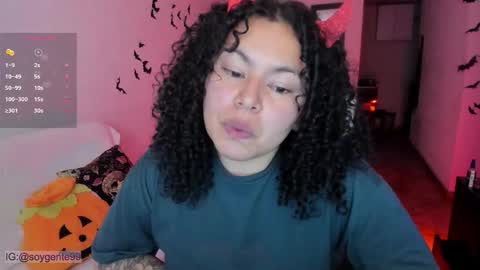 girl_inline online show from October 29, 2025, 11:50 pm