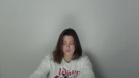 girl_leya online show from October 8, 2025, 7:22 pm