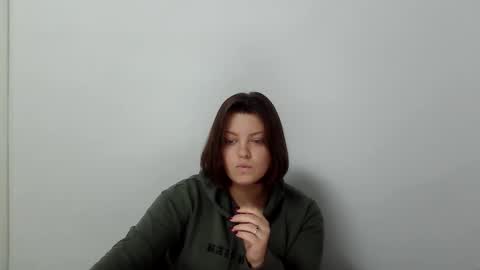 girl_leya online show from November 21, 2025, 8:18 pm