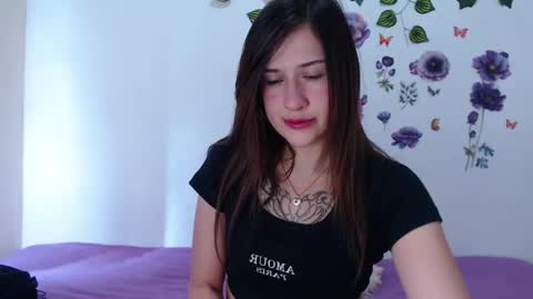Isabella online show from May 19, 2026, 7:31 pm