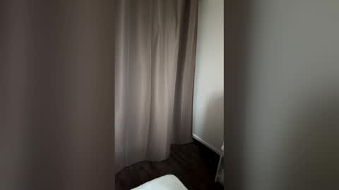 Snapshot of girldulce045 chatting on February 5, 2026, 4:00 pm girldulce045 online show from February 5, 2026, 4:00 pm