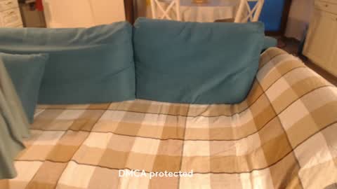 Girlfriend online show from February 2, 2025, 3:28 pm