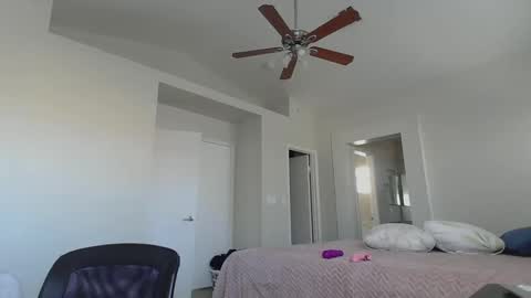 Jasmine online show from February 6, 2025, 9:49 pm