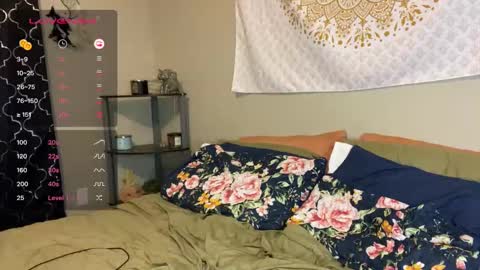 Camille online show from January 9, 2025, 1:39 am