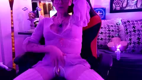 girls227445638252 online show from March 9, 2026, 4:27 am