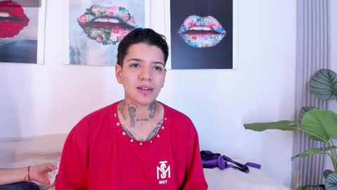 girls_inlove online show from October 8, 2025, 11:52 am