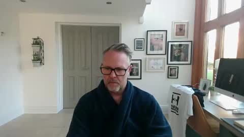 girlsandbikes online show from September 22, 2025, 7:54 am