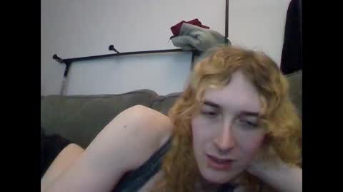 girlw0rm online show from March 6, 2025, 4:08 am