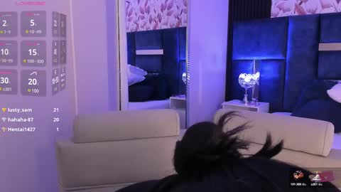     online show from March 4, 2025, 4:52 pm