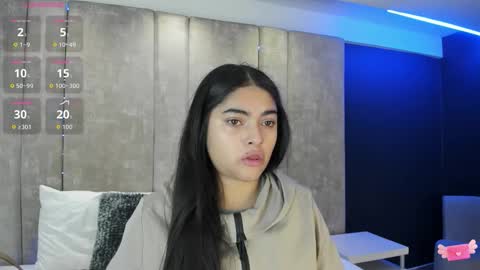     online show from September 26, 2025, 9:13 am