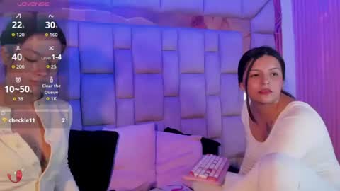 Snapshot of gisell_squirt chatting on June 27, 2026, 1:39 pm gisell_squirt online show from June 27, 2026, 1:39 pm