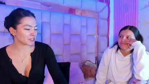 Snapshot of gisell_squirt chatting on July 27, 2026, 12:45 pm gisell_squirt online show from July 27, 2026, 12:45 pm