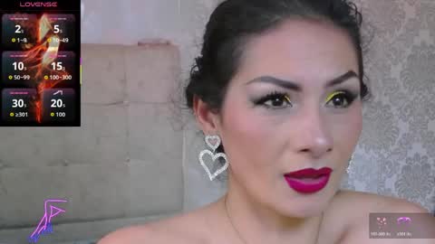 Giselle  online show from April 27, 2026, 3:21 pm