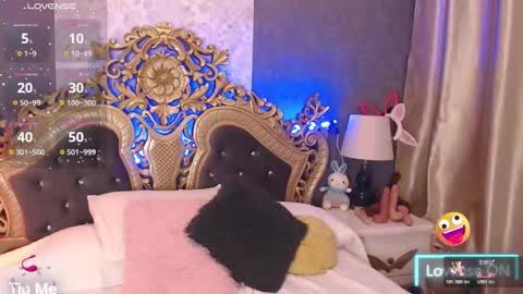 GiselleNoah online show from November 16, 2025, 11:49 am