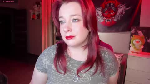 AlexaMillis online show from September 24, 2025, 10:02 pm
