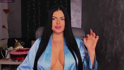 Giulia online show from December 5, 2024, 10:12 pm