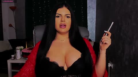 Giulia online show from January 17, 2025, 1:04 am