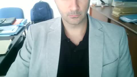 Snapshot of giuseppevai1 chatting on May 19, 2026, 8:42 am giuseppevai1 online show from May 19, 2026, 8:42 am