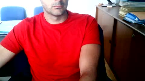 Snapshot of giuseppevai1 chatting on July 23, 2026, 9:18 am giuseppevai1 online show from July 23, 2026, 9:18 am